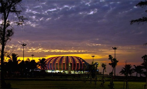 加盟一品煌焖锅开店以后好不好经营，2025加盟一品煌焖锅还有前景吗