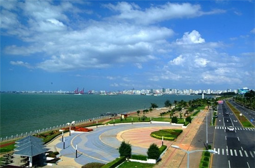 加盟小鹿轻茶开店装修要多少钱，奶茶加盟品牌哪家靠谱加盟流程快