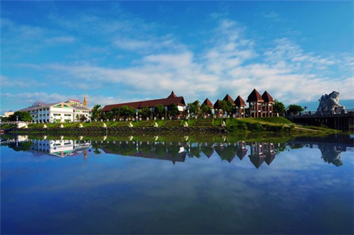 雷哥哥烧仙草一年能赚多少钱，雷哥哥烧仙草加盟开店大约是多少钱